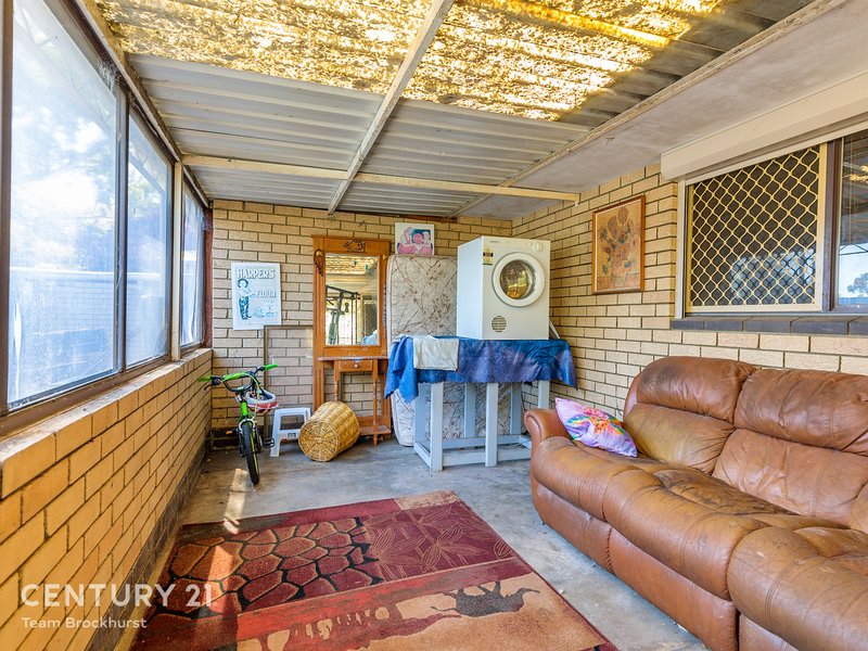 Photo - 39 Moss Street, Huntingdale WA 6110 - Image 21