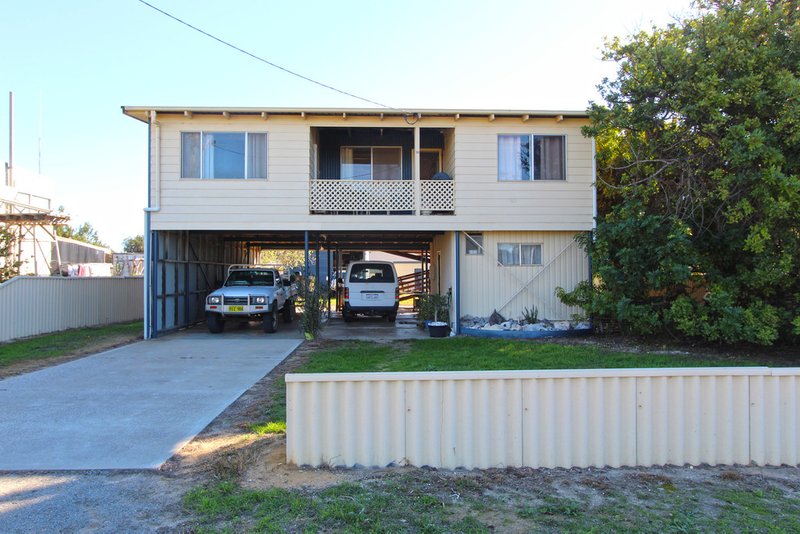 39 Nairn Street, Leeman WA 6514