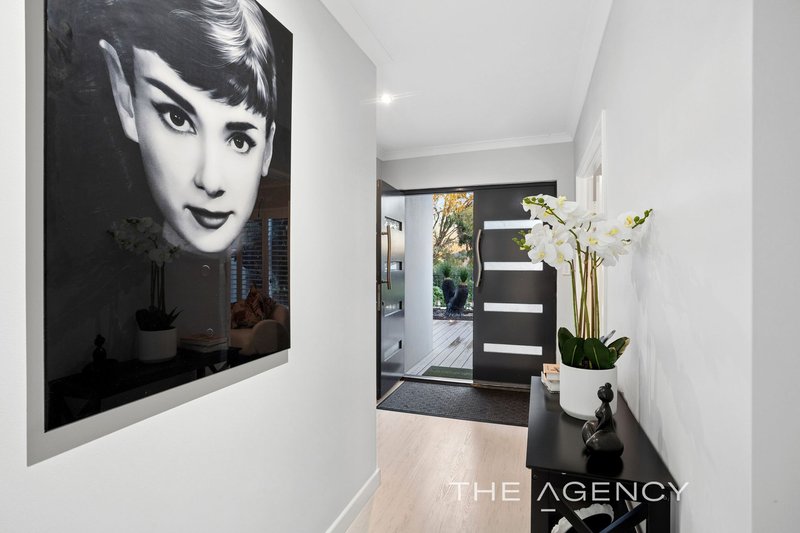 Photo - 39 Nankeen Circle, Tapping WA 6065 - Image 5