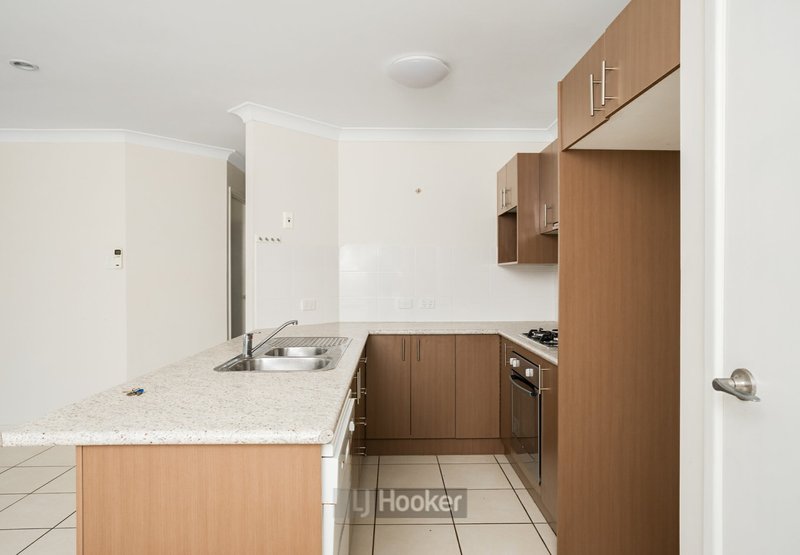 Photo - 39 Nixon Drive, North Booval QLD 4304 - Image 3