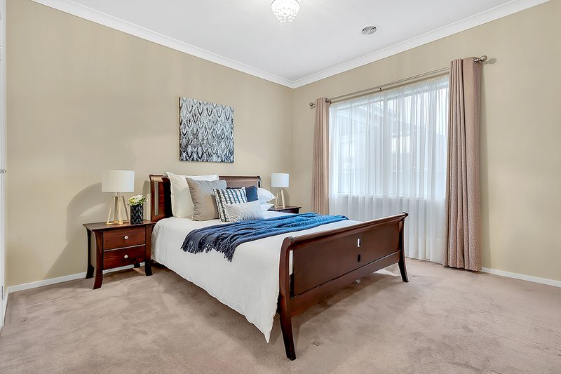 Photo - 39 Northumberland Circuit, Craigieburn VIC 3064 - Image 15