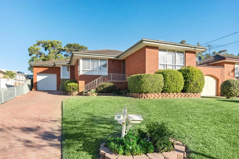 39 Oak Drive, Georges Hall NSW 2198