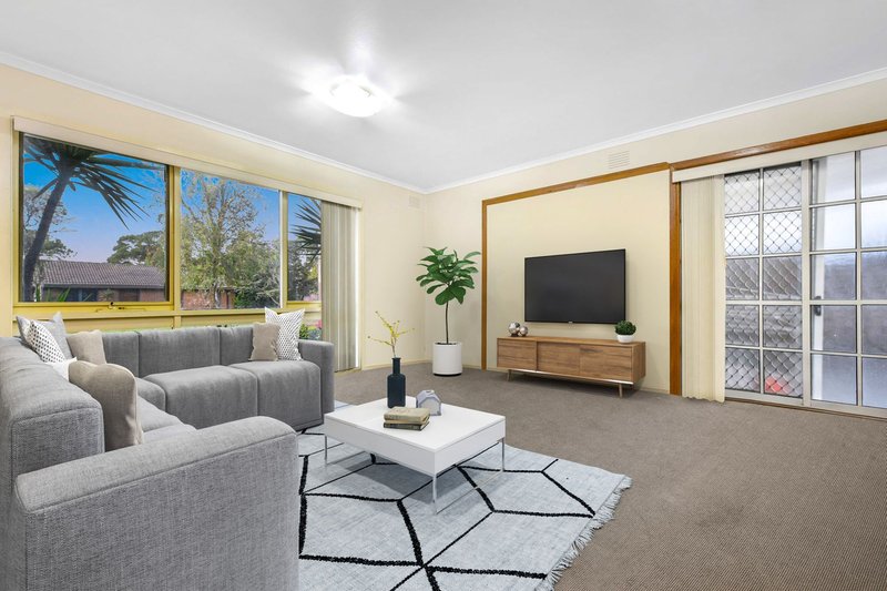 39 Oakwood Drive, Keysborough VIC 3173