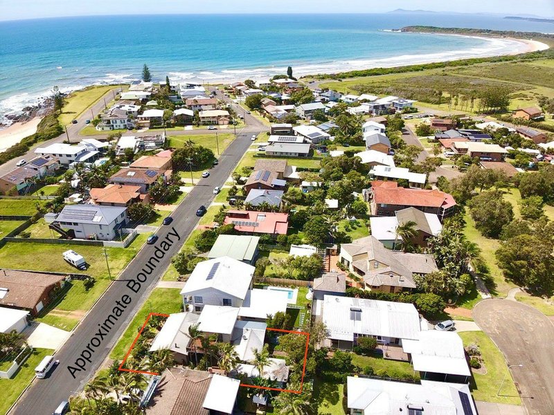 39 Ocean Drive, Wallabi Point NSW 2430