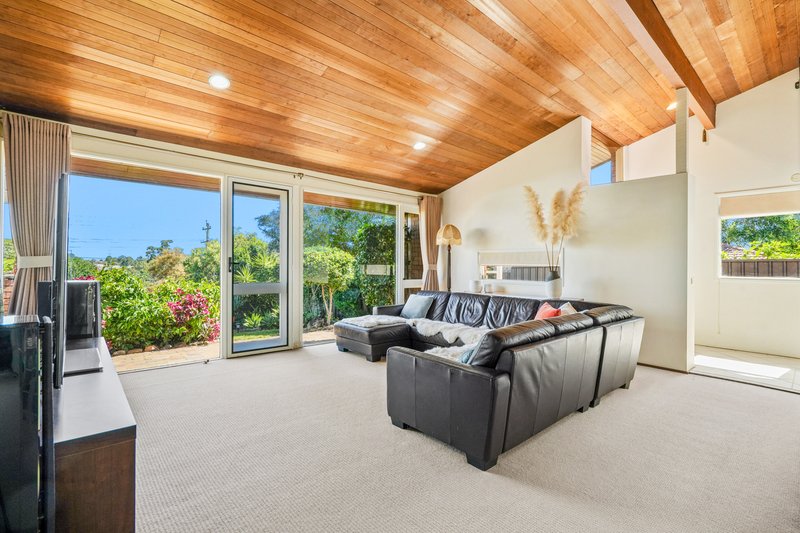 Photo - 39 Oleander Avenue, Baulkham Hills NSW 2153 - Image 3