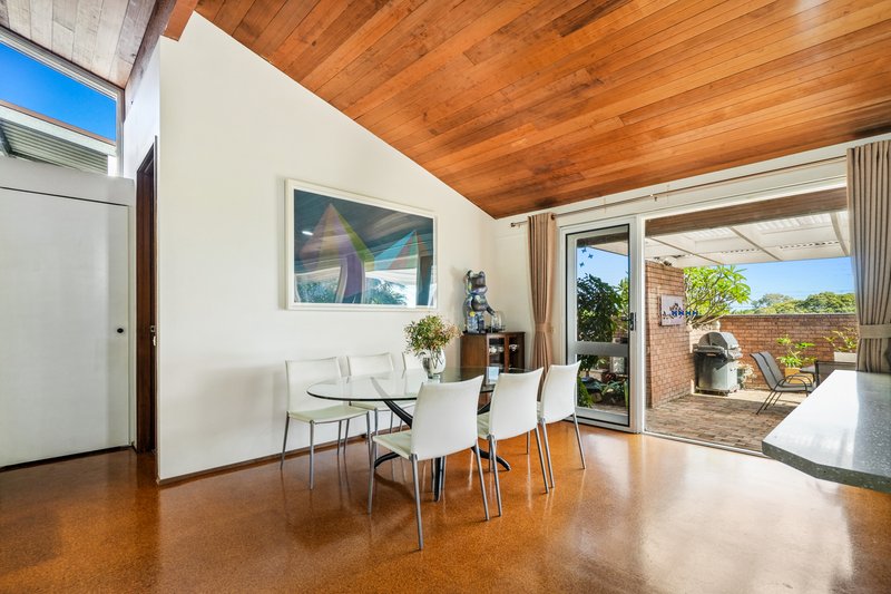 Photo - 39 Oleander Avenue, Baulkham Hills NSW 2153 - Image 5