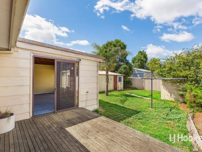 Photo - 39 O'Neill Avenue, Hoppers Crossing VIC 3029 - Image 9