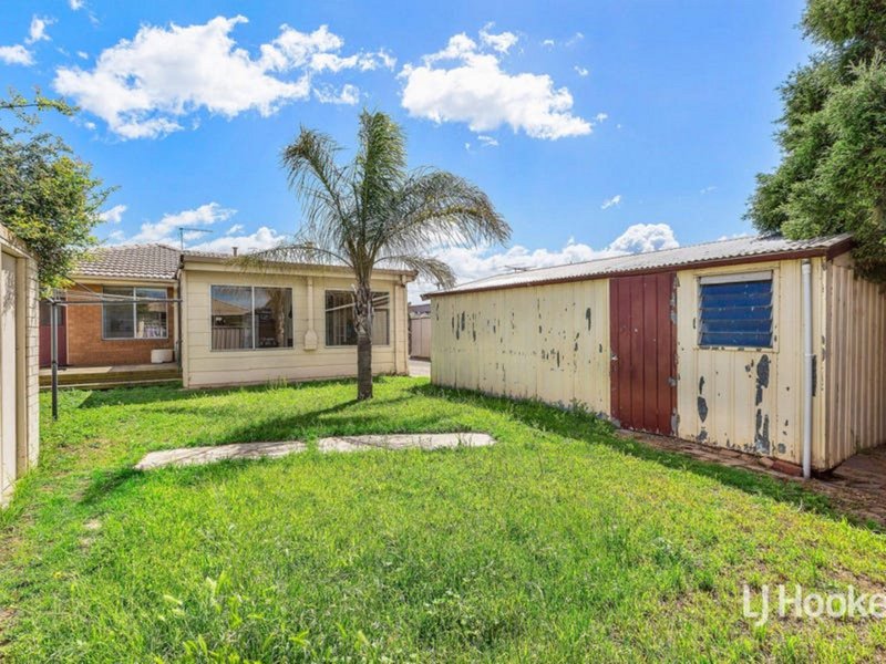 Photo - 39 O'Neill Avenue, Hoppers Crossing VIC 3029 - Image 12