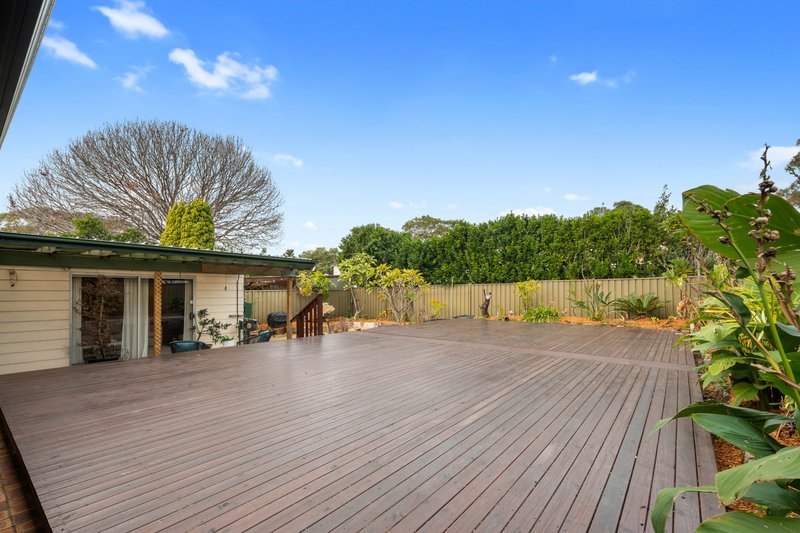 Photo - 39 Orana Crescent, Peakhurst Heights NSW 2210 - Image 13
