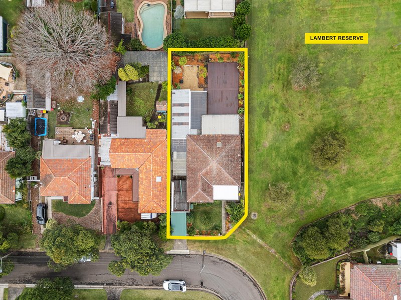 Photo - 39 Orana Crescent, Peakhurst Heights NSW 2210 - Image 15
