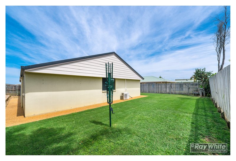 Photo - 39 Origano Avenue, Gracemere QLD 4702 - Image 11