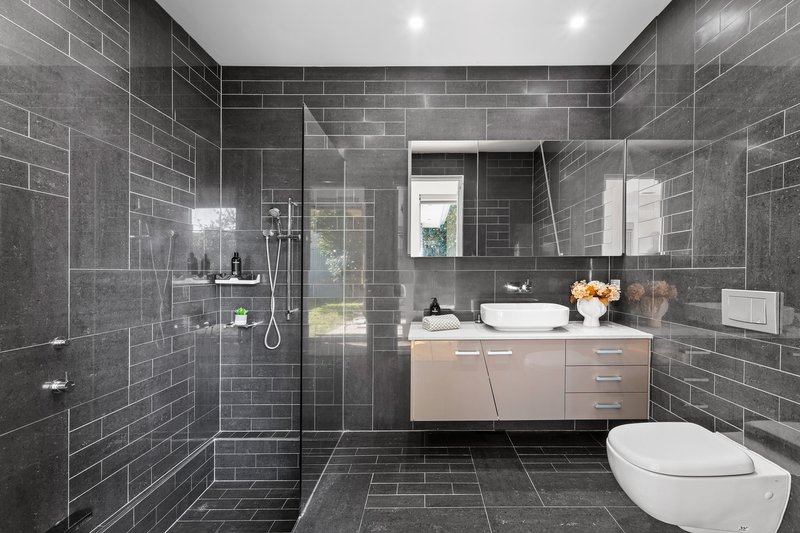 Photo - 39 Palm Beach Crescent, Mount Waverley VIC 3149 - Image 8