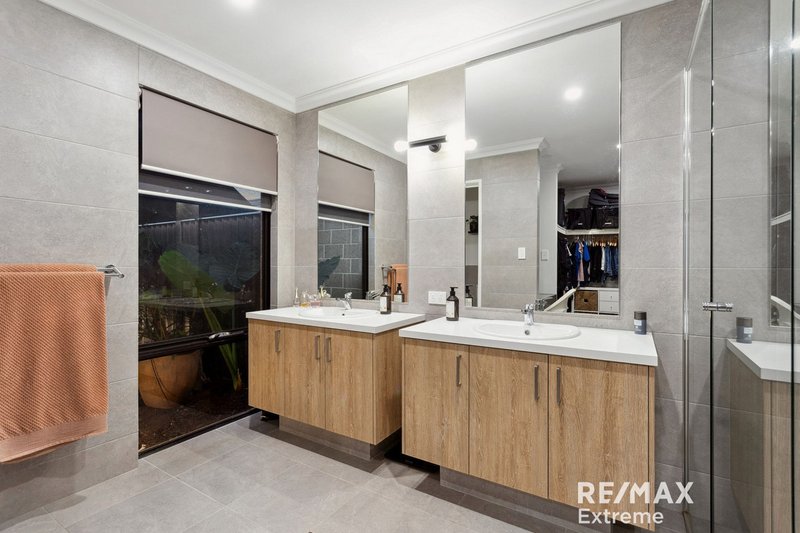 Photo - 39 Pandora Drive, Jindalee WA 6036 - Image 16