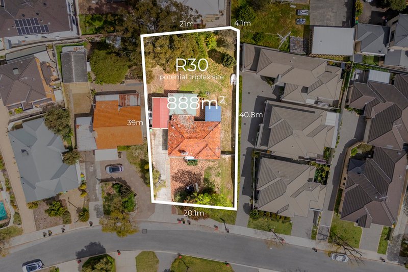 Photo - 39 Panton Crescent, Karrinyup WA 6018 - Image 1