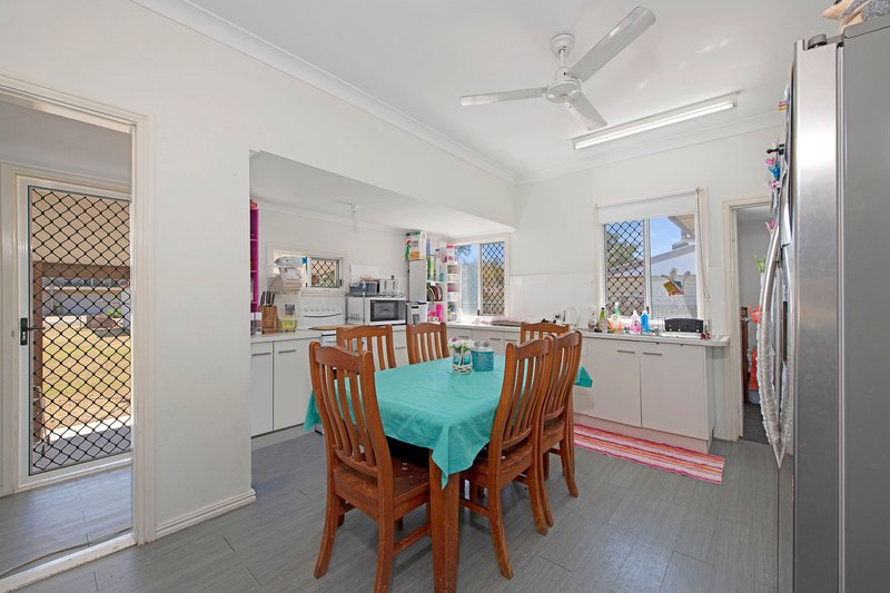 Photo - 39 Parker Street, Millbank QLD 4670 - Image 3