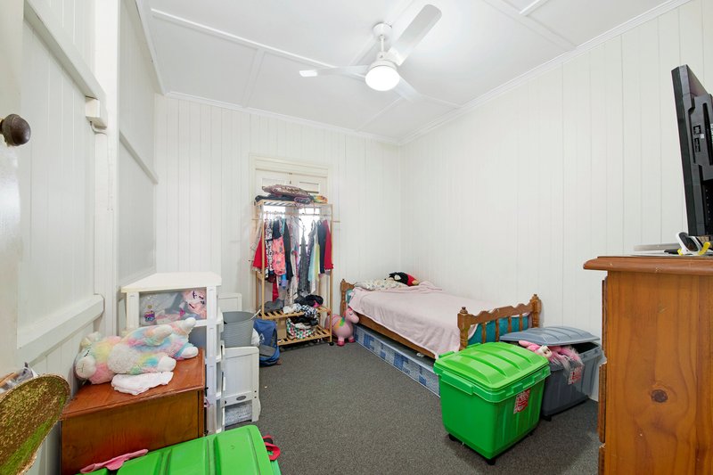 Photo - 39 Parker Street, Millbank QLD 4670 - Image 9