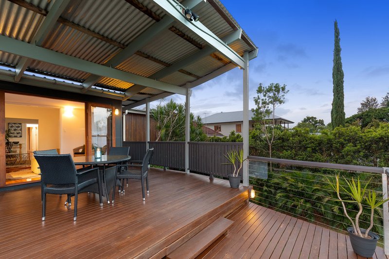 Photo - 39 Pascoe Street, Mitchelton QLD 4053 - Image 2