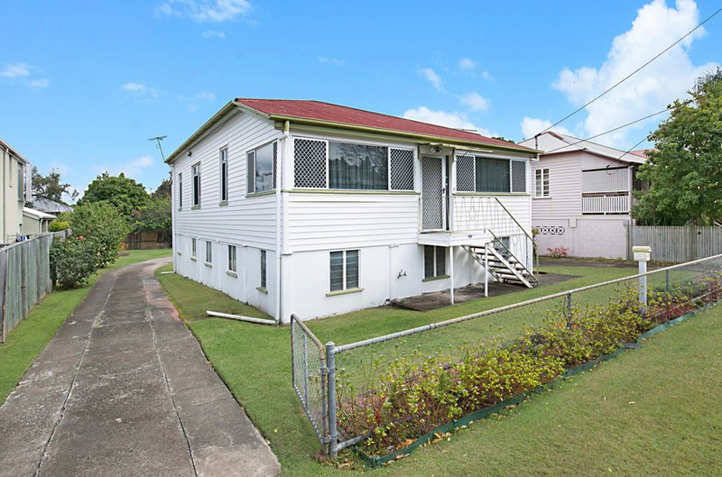 39 Peach Street, Greenslopes QLD 4120