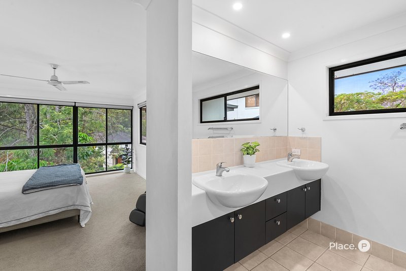 Photo - 39 Pender Street, The Gap QLD 4061 - Image 14