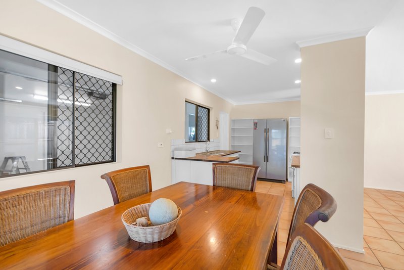 Photo - 39 Periwinkle Avenue, Trinity Beach QLD 4879 - Image 6