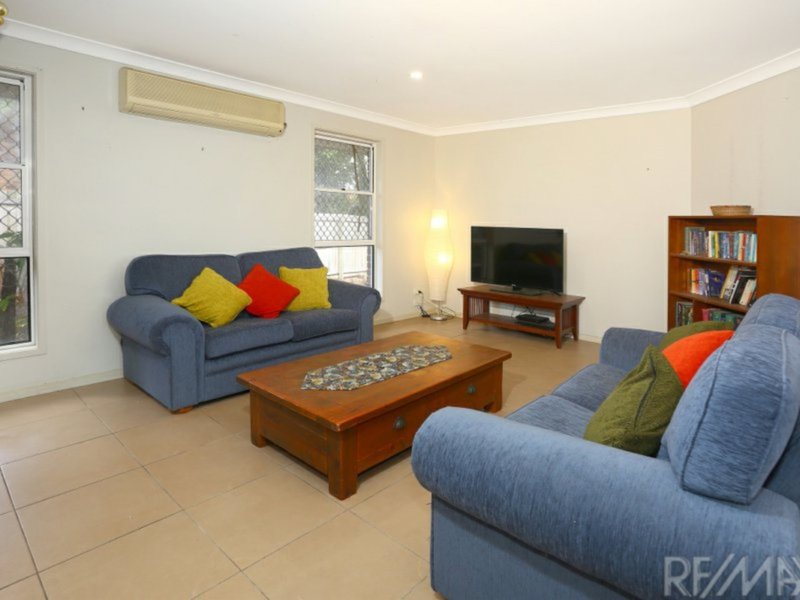 Photo - 39 Petherbridge Ave , Merrimac QLD 4226 - Image 8