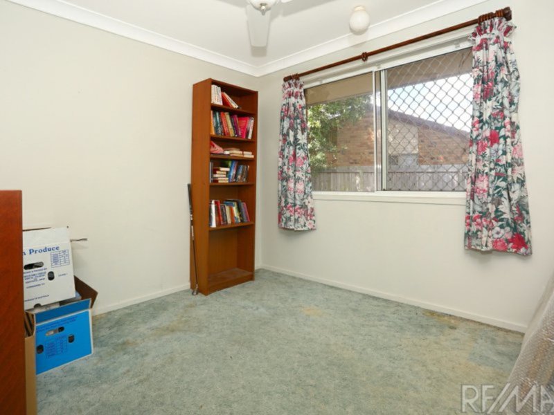 Photo - 39 Petherbridge Ave , Merrimac QLD 4226 - Image 15