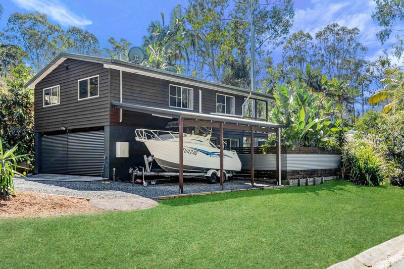 39 Pines Avenue, Cooroibah QLD 4565