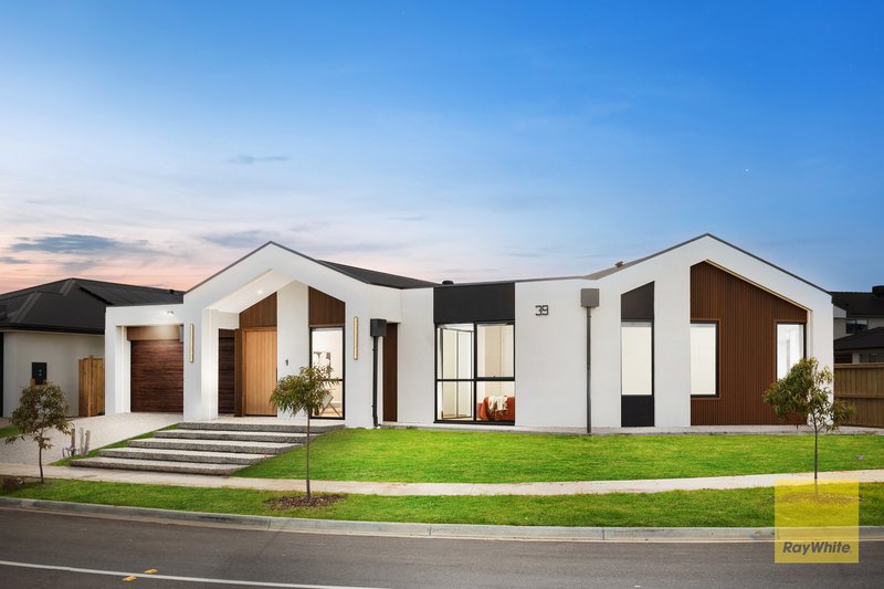Photo - 39 Pollen Road, Tarneit VIC 3029 - Image 2