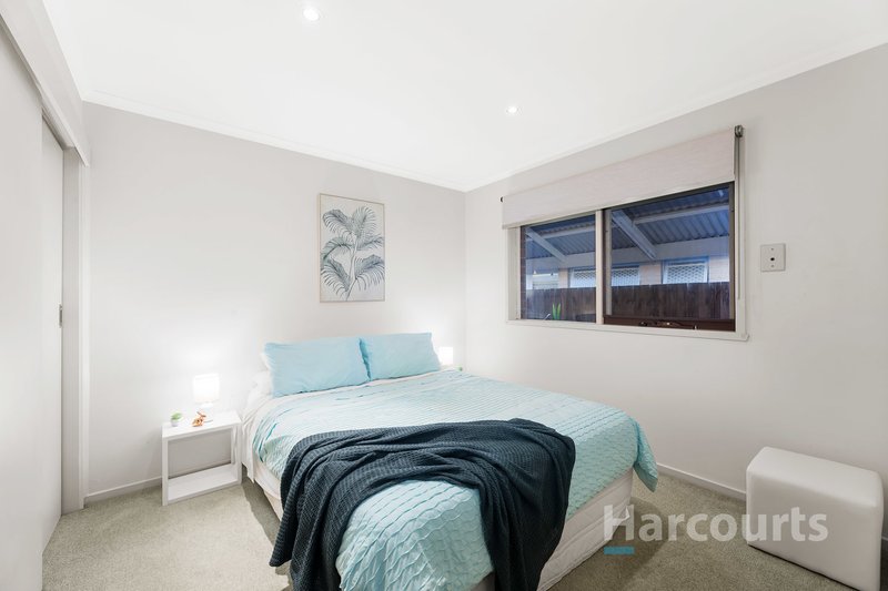 Photo - 39 Ponsford Avenue, Wantirna South VIC 3152 - Image 9