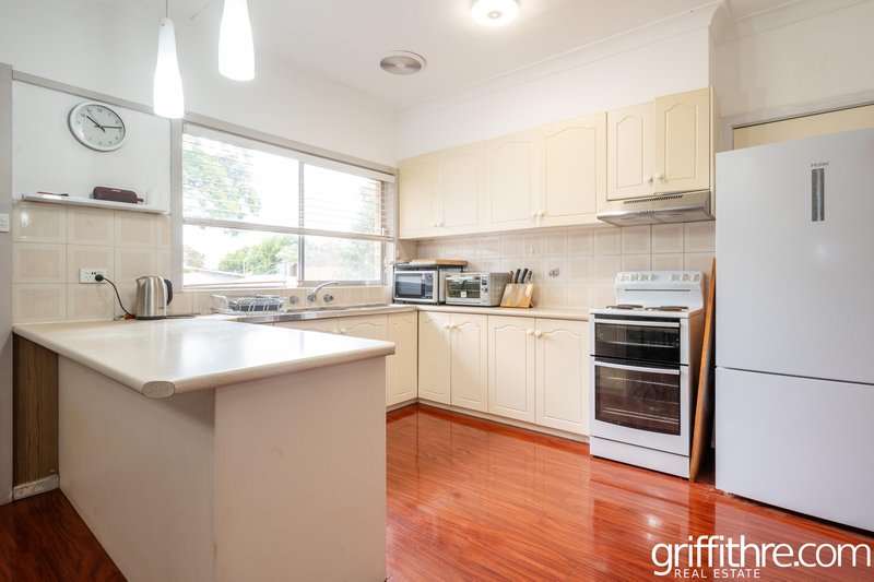 Photo - 39 Probert Ave , Griffith NSW 2680 - Image 5