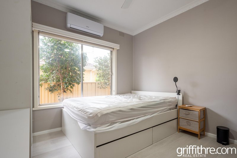 Photo - 39 Probert Ave , Griffith NSW 2680 - Image 10