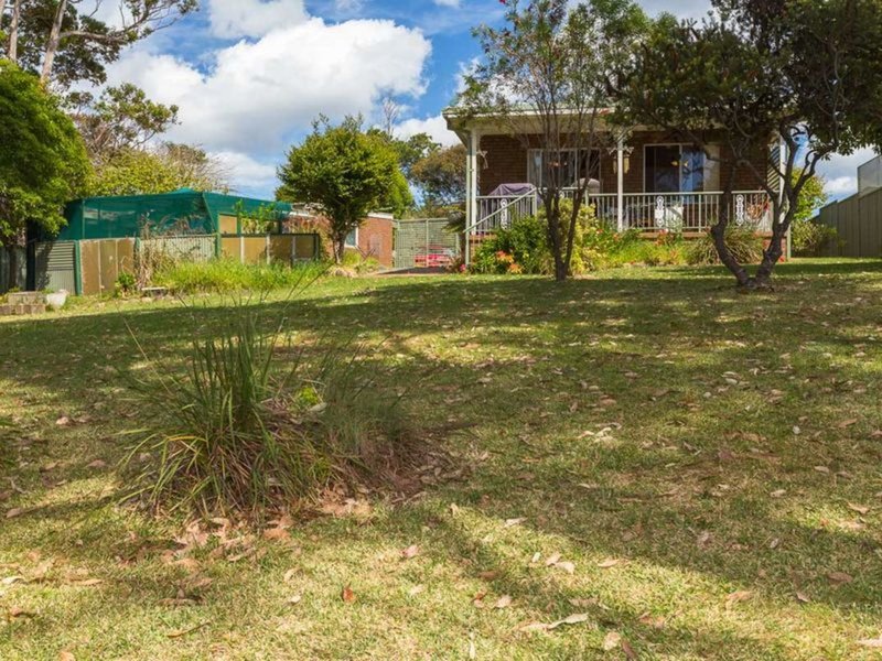 Photo - 39 Pyang Avenue, Malua Bay NSW 2536 - Image 15