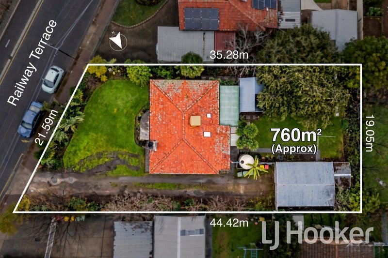 Photo - 39 Railway Terrace, Edwardstown SA 5039 - Image 2