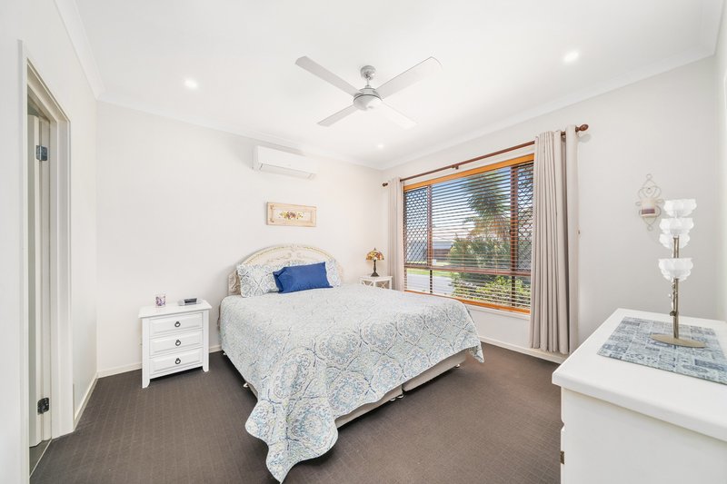 Photo - 39 Ravensbourne Crescent, North Lakes QLD 4509 - Image 17