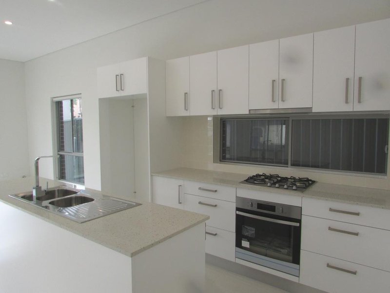 Photo - 39 Rea Street, Greenacre NSW 2190 - Image 4
