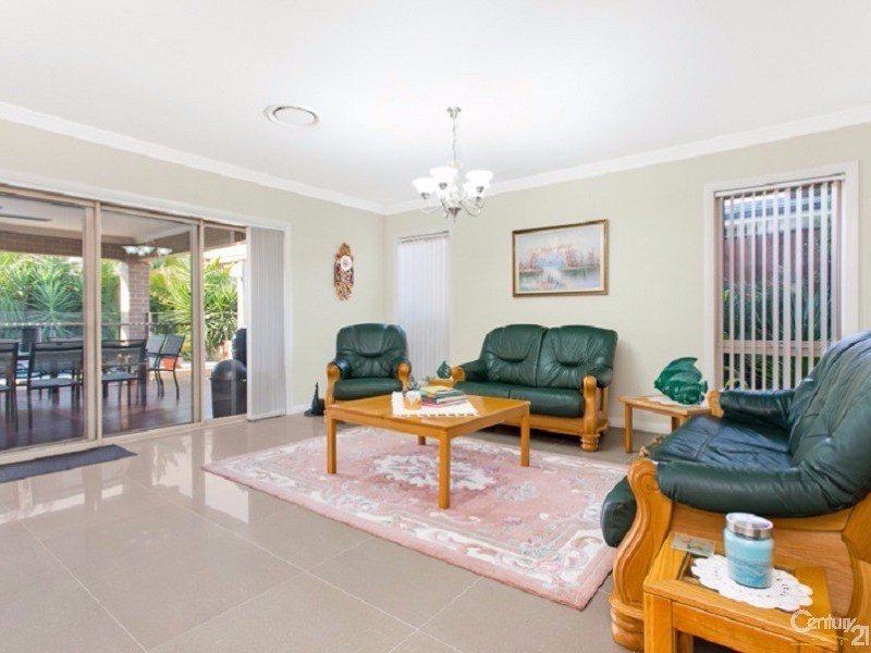 Photo - 39 Ripple Crescent, The Ponds NSW 2769 - Image 5