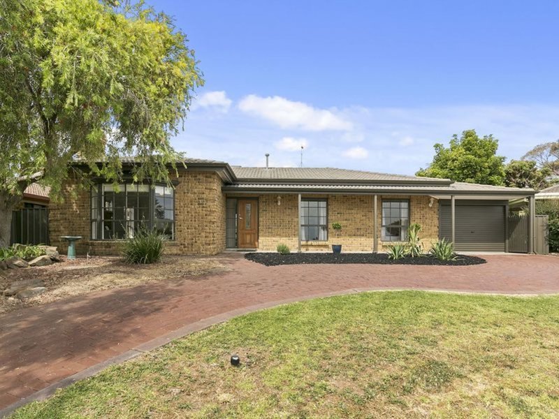 39 Rogana Crescent, Hallett Cove SA 5158