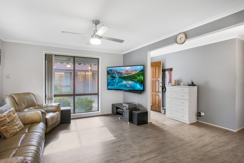 Photo - 3/9 Rogers Street, Pakenham VIC 3810 - Image 5