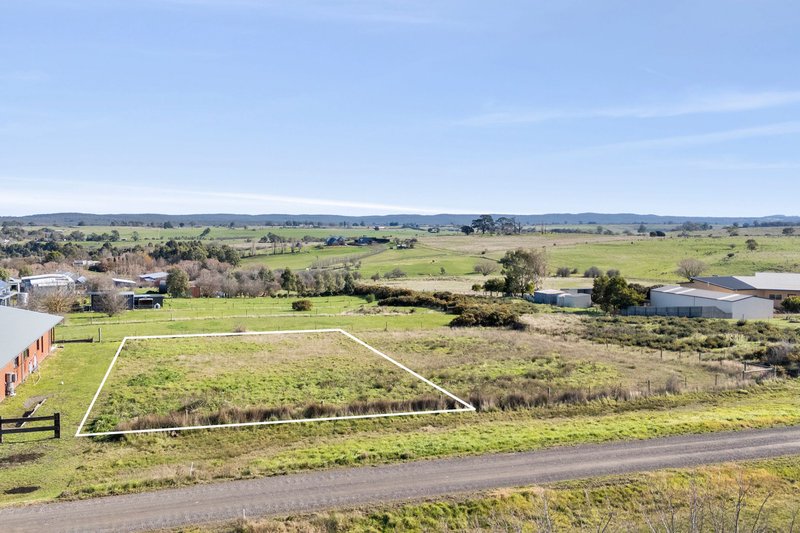 Photo - 39 Ross Street, Malmsbury VIC 3446 - Image 4