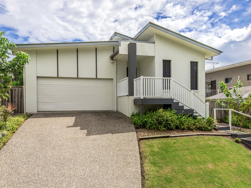 39 Saltwater Boulevard, Oxenford QLD 4210