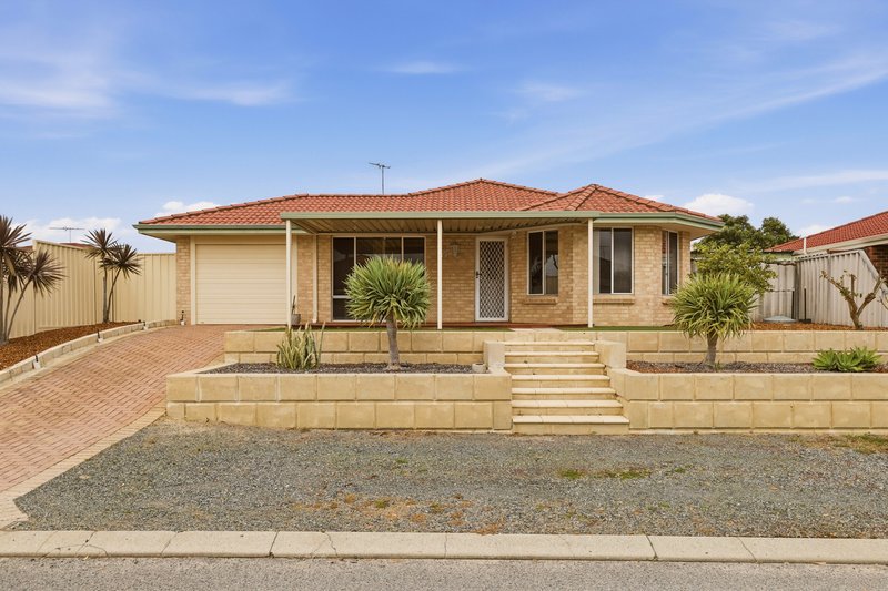 Photo - 39 Sarah Ann Crescent, Warnbro WA 6169 - Image 1