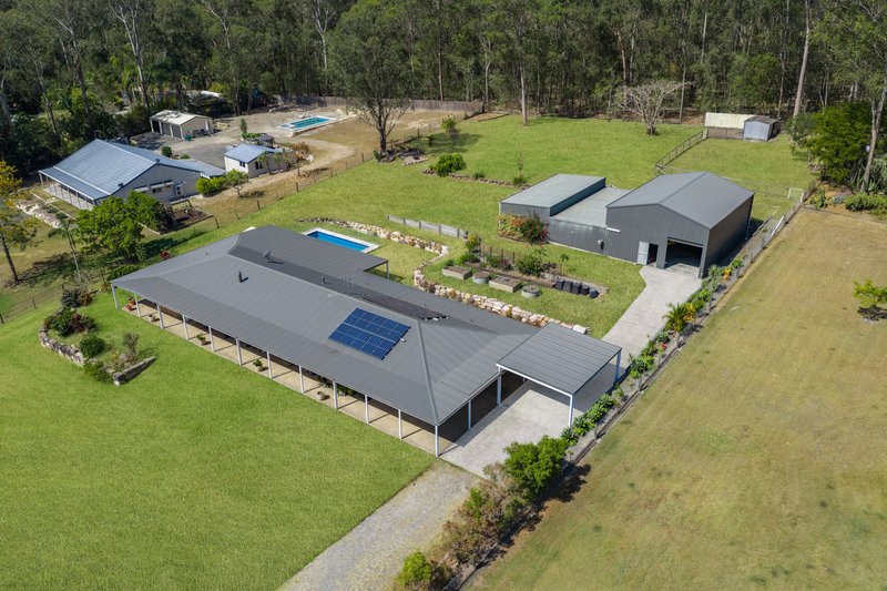 Photo - 39 Sears Road, Yatala QLD 4207 - Image 1