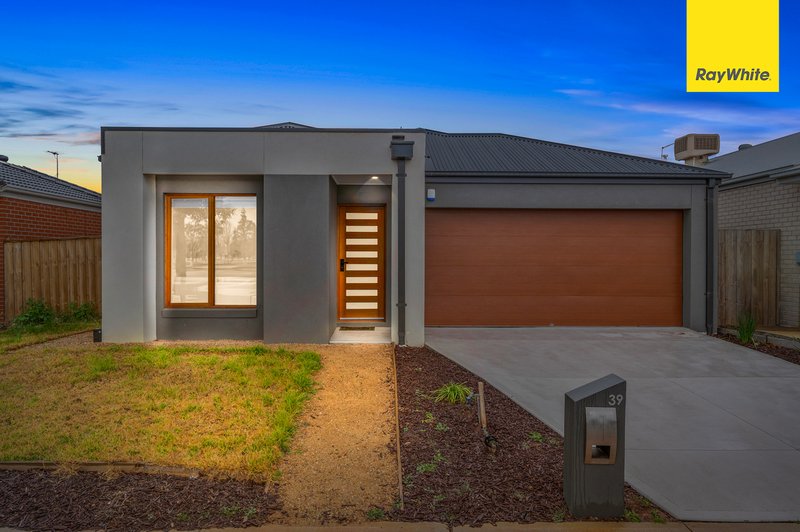 39 Selbourne Street, Strathtulloh VIC 3338