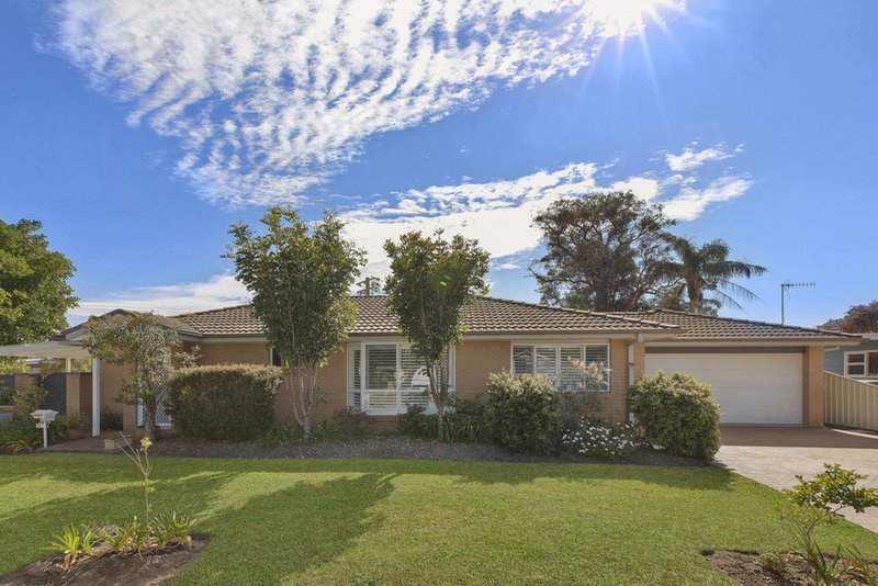 39 Shamrock Drive, Berkeley Vale NSW 2261