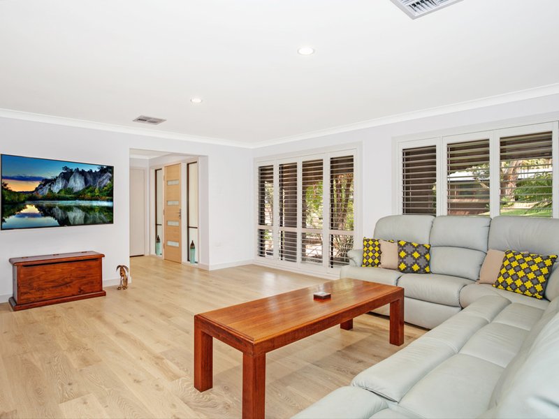 Photo - 39 Sheridan Crescent, Stanwell Park NSW 2508 - Image 5