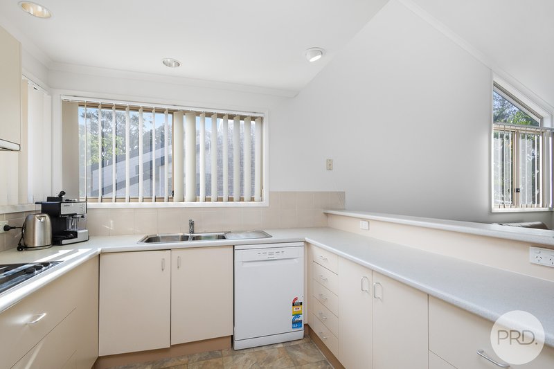 Photo - 3/9 Shoal Bay Avenue, Shoal Bay NSW 2315 - Image 10