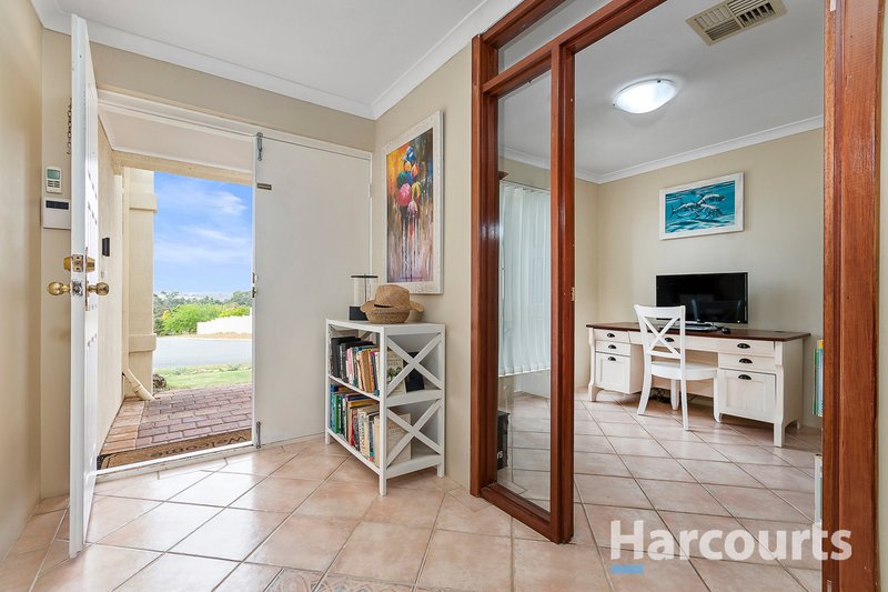 Photo - 39 Silkeborg Crescent, Joondalup WA 6027 - Image 6