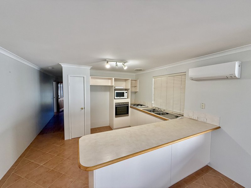 Photo - 39 Silver Gull Court, Geographe WA 6280 - Image 6