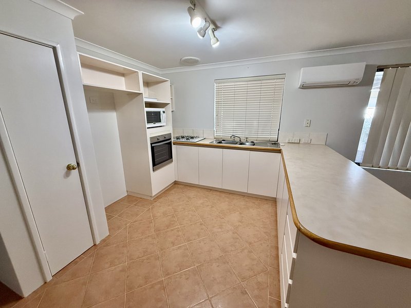 Photo - 39 Silver Gull Court, Geographe WA 6280 - Image 7