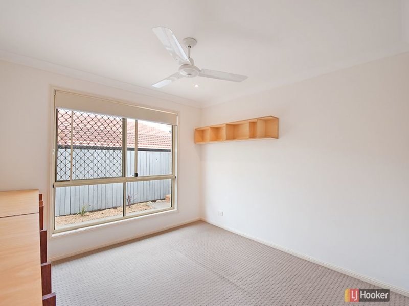 Photo - 39 Southerden Drive, North Lakes QLD 4509 - Image 13